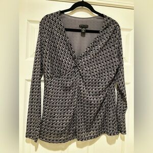 Women’s New York & Co blouse gray size XL